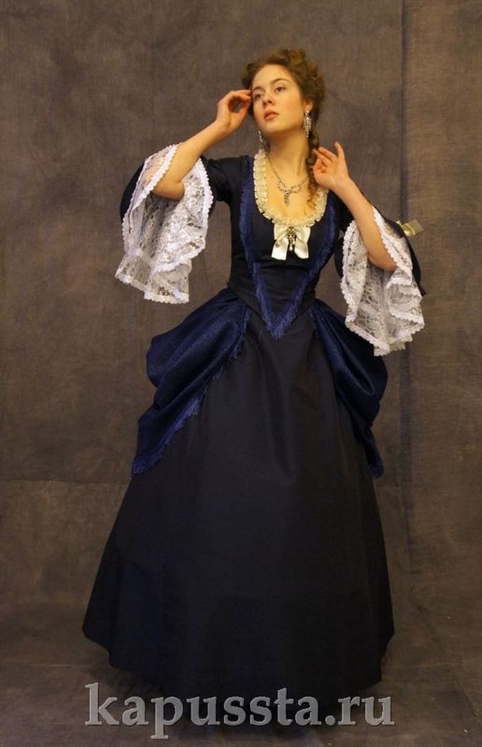 Синее платье 19 века